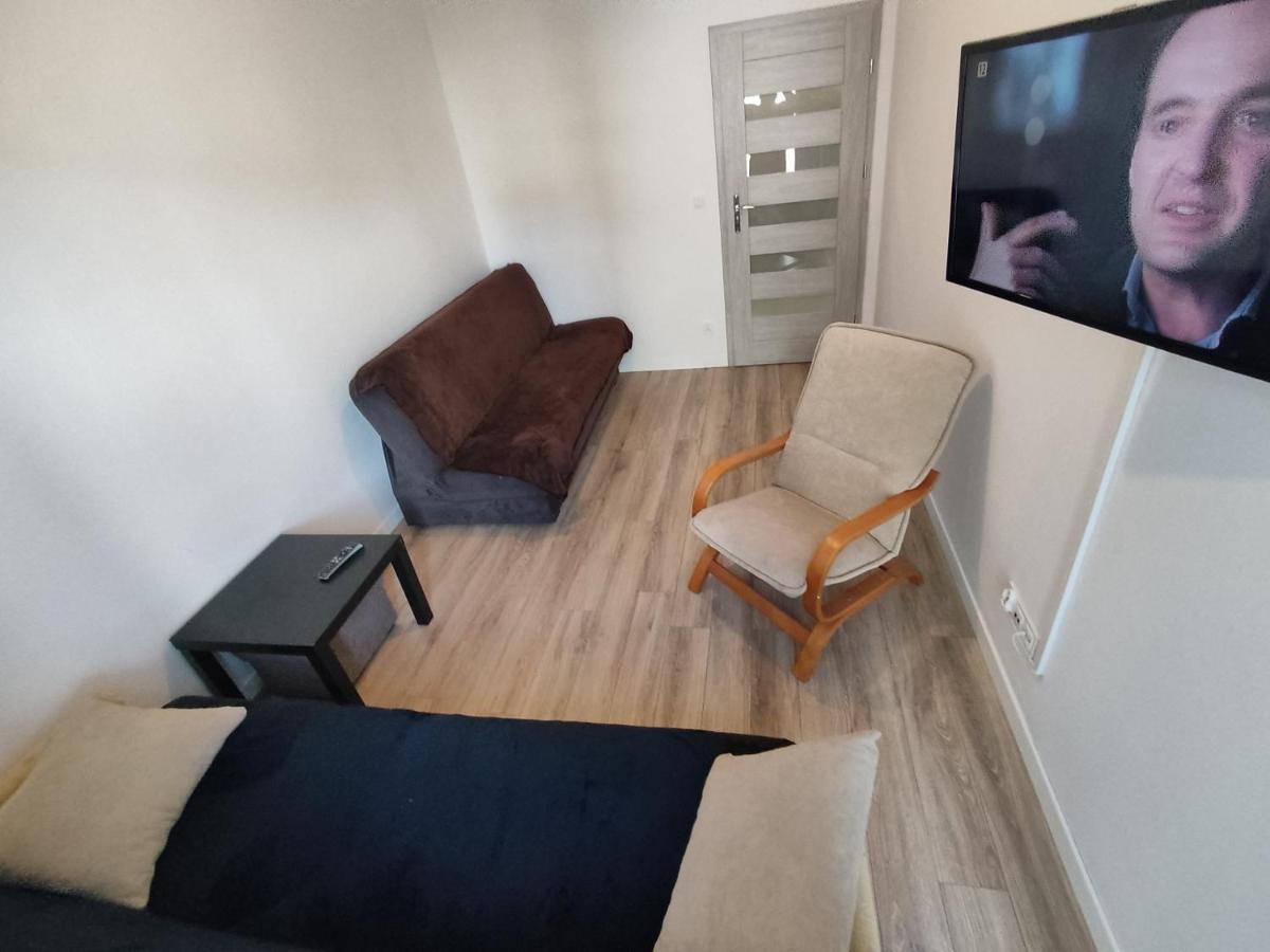1120 Smialego 41 - Tanie Pokoje W Apartamencie - Samodzielne Zameldowanie - Self Check In Poznań Extérieur photo