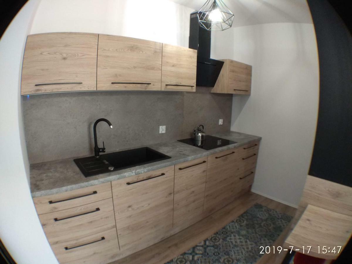 1120 Smialego 41 - Tanie Pokoje W Apartamencie - Samodzielne Zameldowanie - Self Check In Poznań Extérieur photo